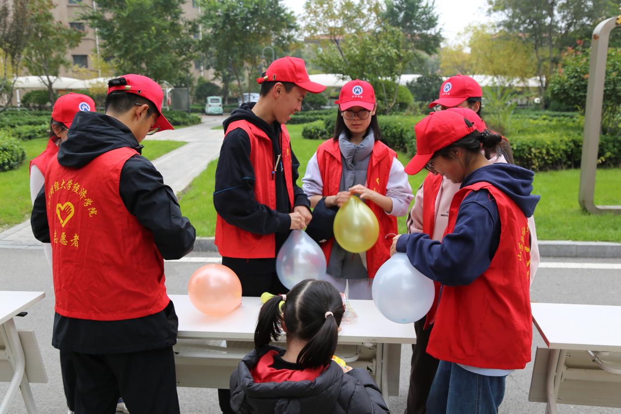 8b15e7f2b1d3e8512c146d97bdff7228