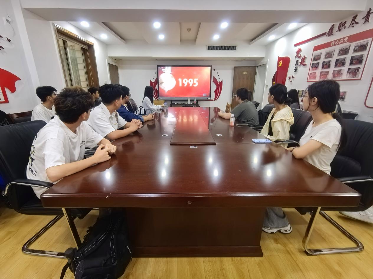 ΢��ͼƬ_20250903124449